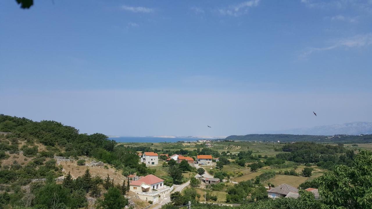 Apartment Cernesa Ražanac 외부 사진
