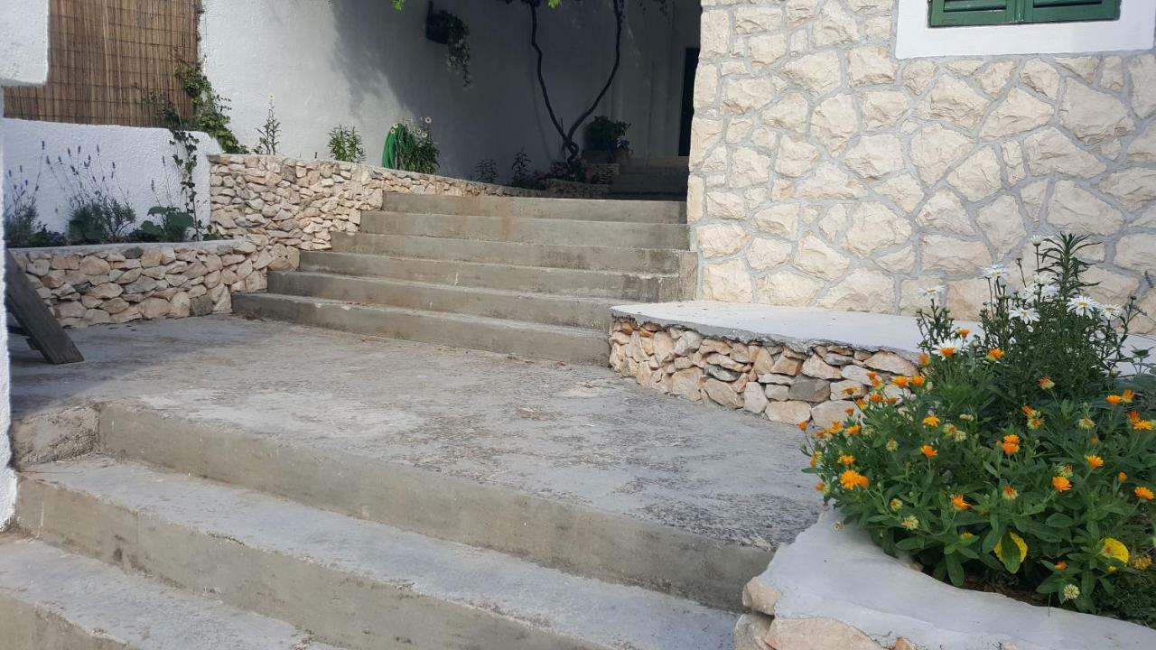Apartment Cernesa Ražanac 외부 사진